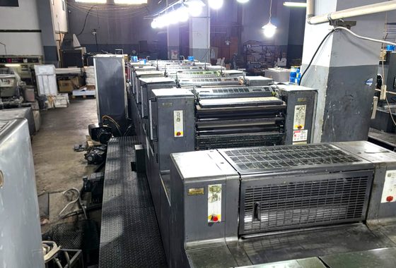 Lini cetak offset Omnipress